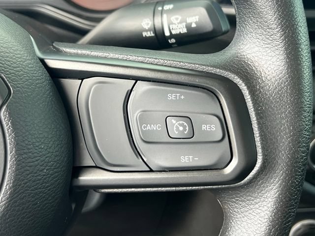 Used 2025 Jeep Gladiator Sport AWD/4WD image 32