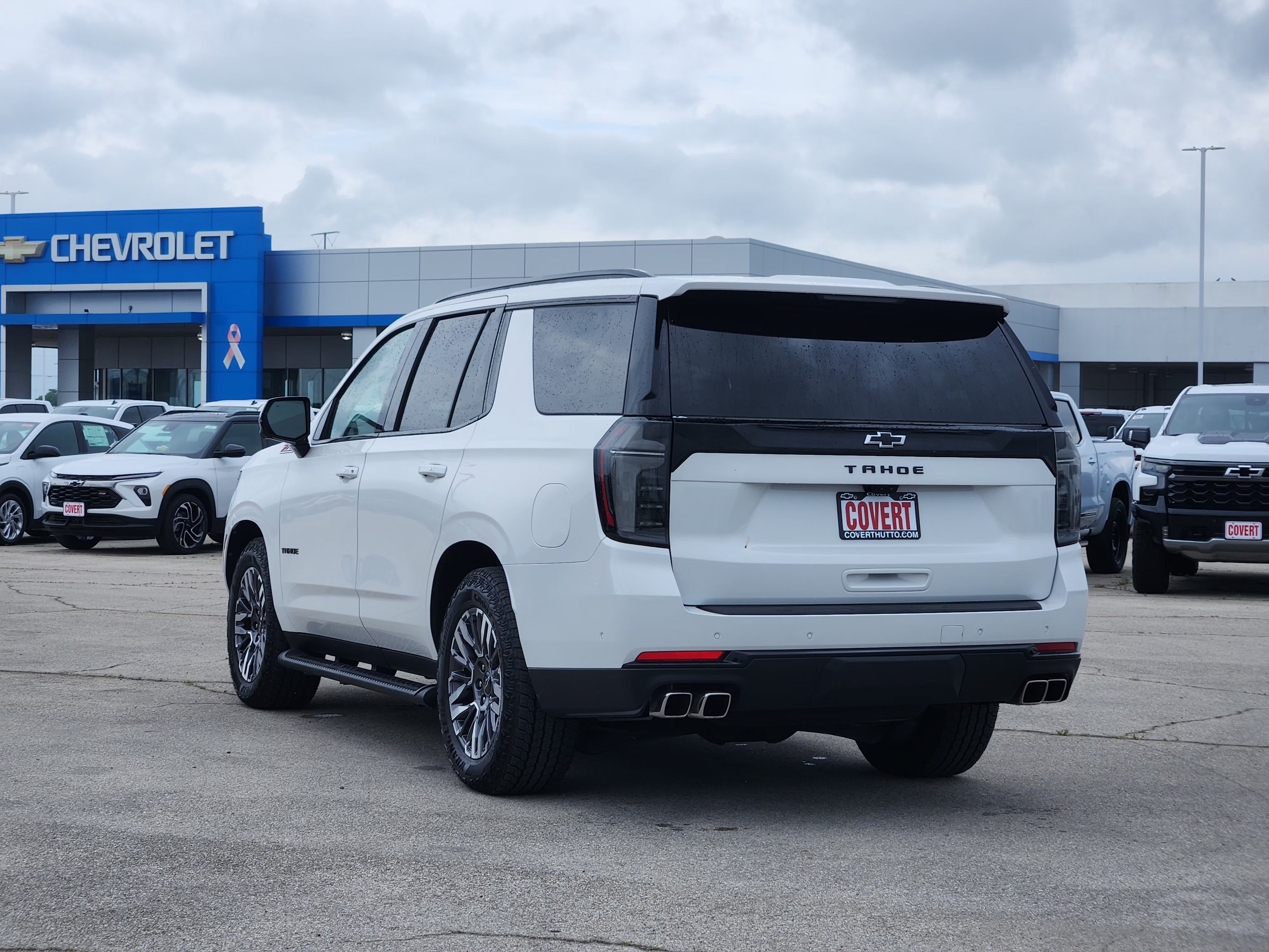 Used 2025 Chevrolet Tahoe Z71 w/ Z71 Off-Road Package AWD/4WD image 5