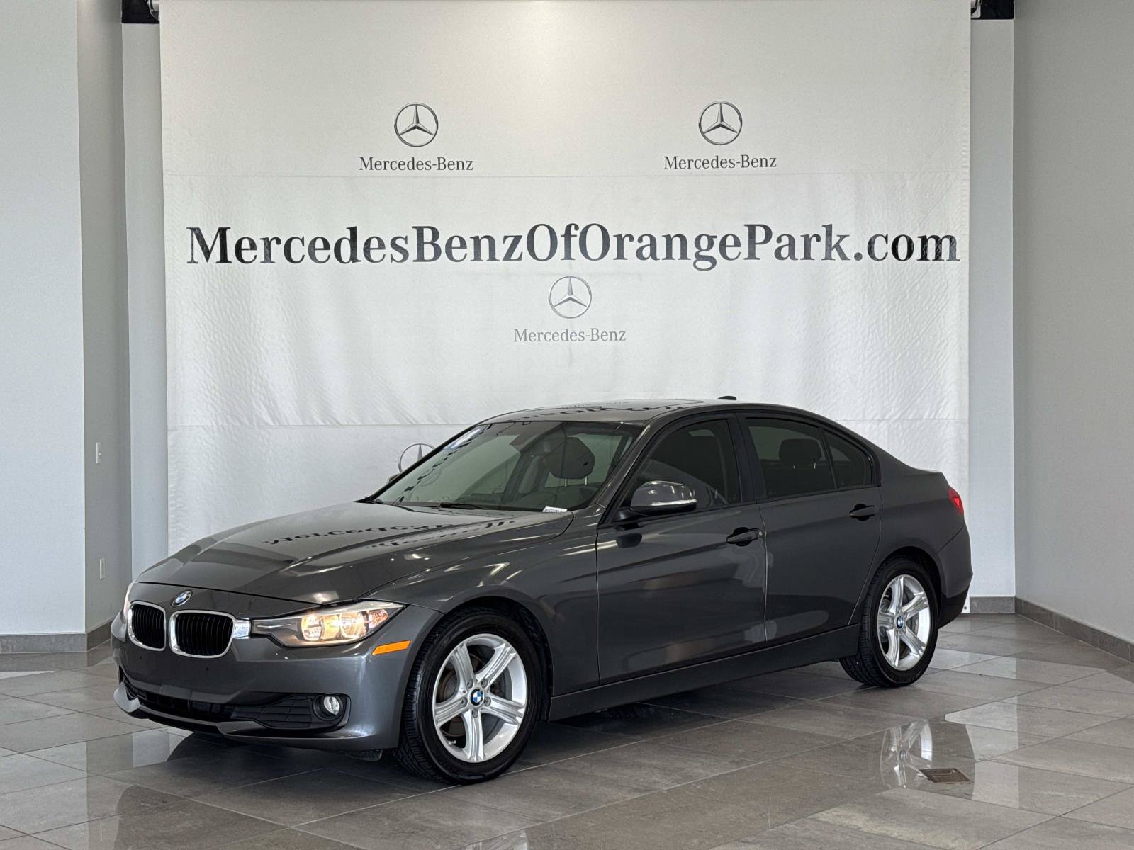 Used 2014 BMW 320i Sedan