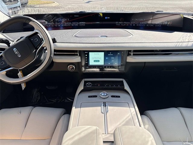 New 2025 Lincoln Navigator Reserve image 16