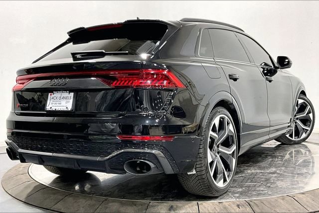 Certified 2023 Audi RS Q8 w/ Black Optic Package image 2