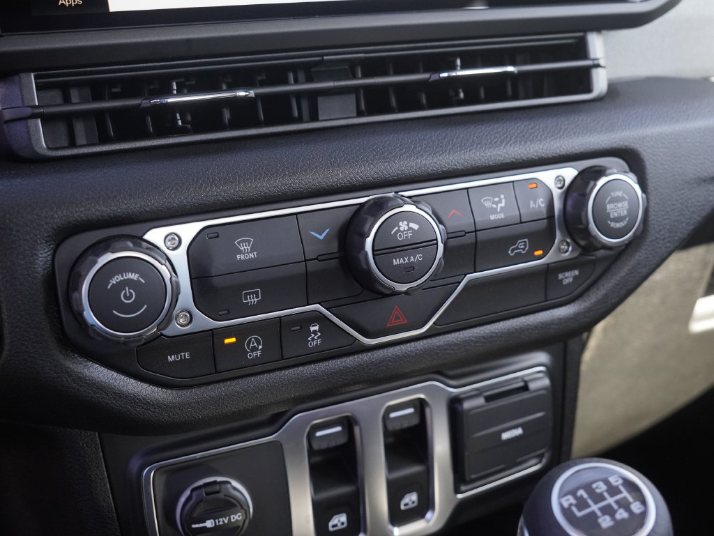 New 2026 Jeep Wrangler Sport AWD/4WD image 18