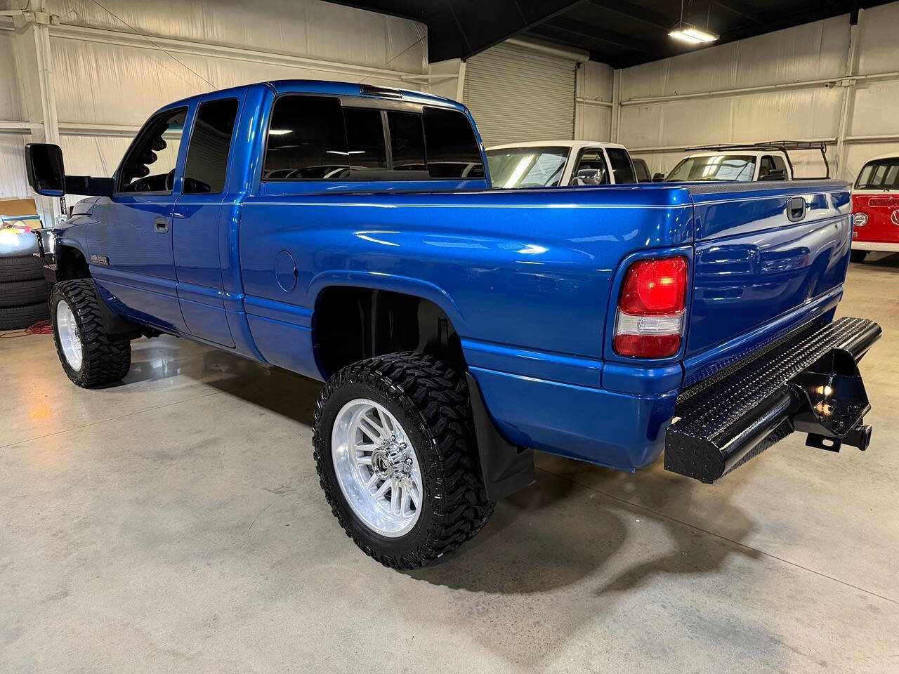 Used 1998 Dodge Ram 2500 Truck 4x4 Quad Cab image 2