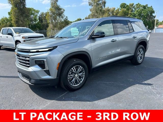 Certified 2025 Chevrolet Traverse LT image 3