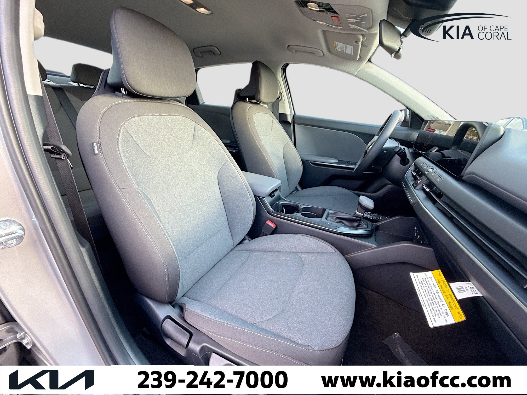 New 2025 Kia K4 LXS image 14