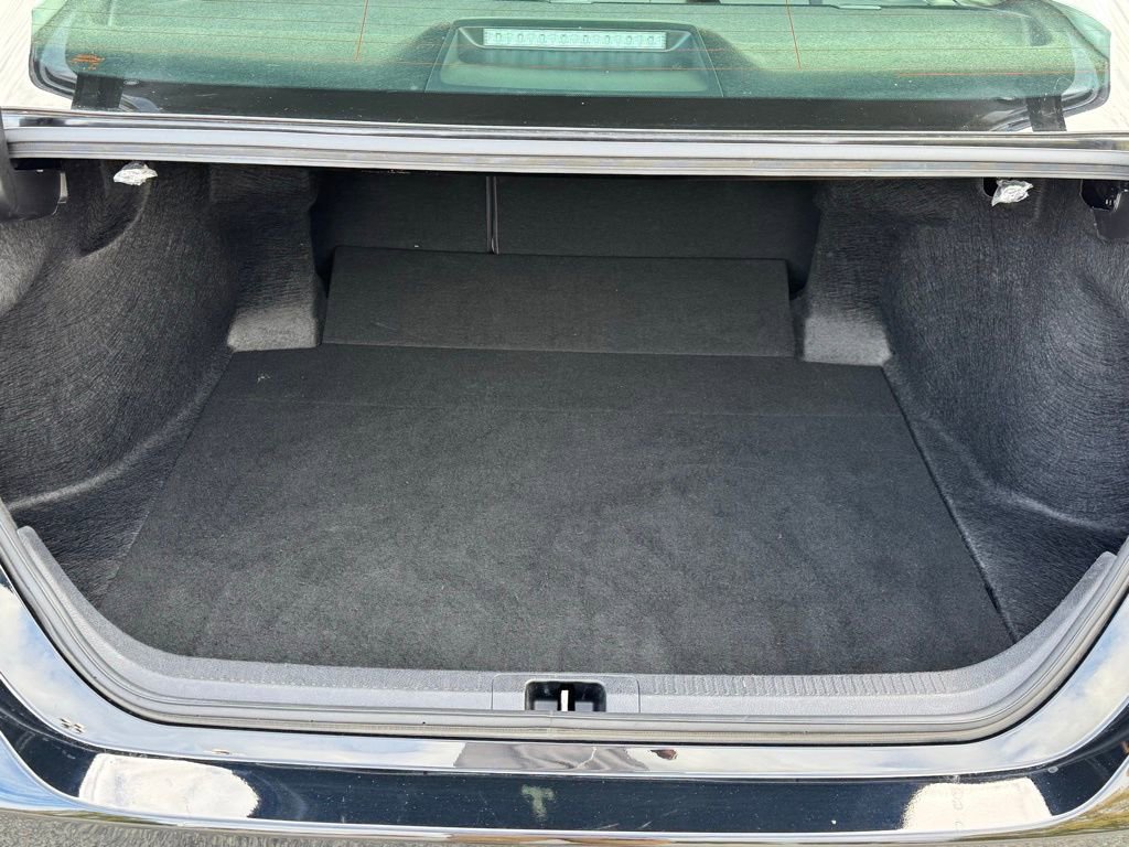 Used 2023 Toyota Camry XSE image 19