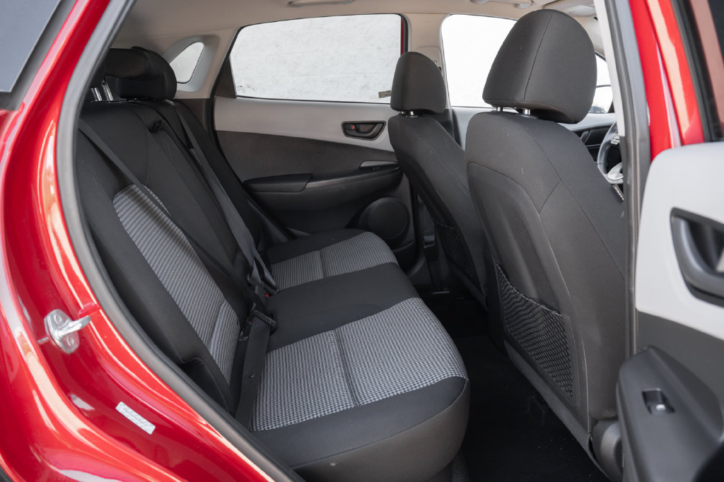 Used 2021 Hyundai Kona SEL Plus FWD image 41