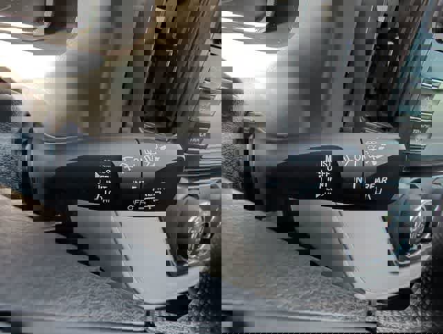 Used 2013 Toyota RAV4 LE image 21