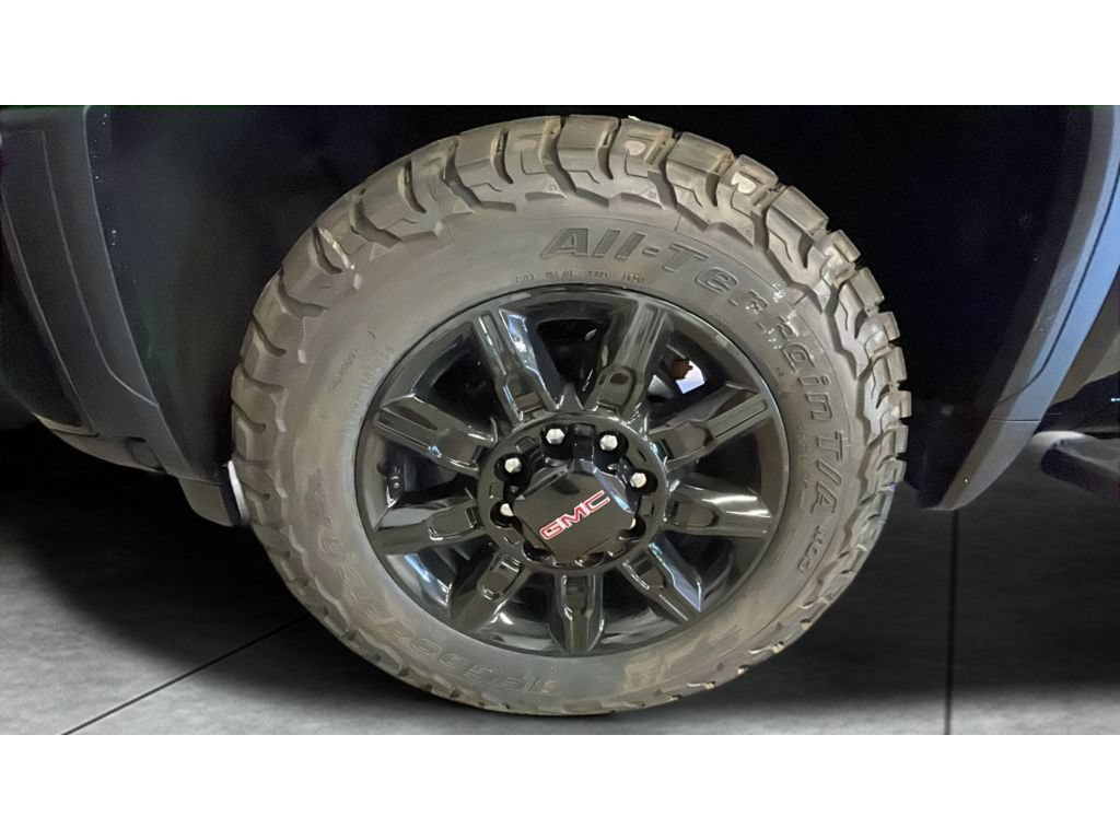 New 2026 GMC Sierra 2500 AT4 w/ AT4 Premium Plus Package AWD/4WD image 4