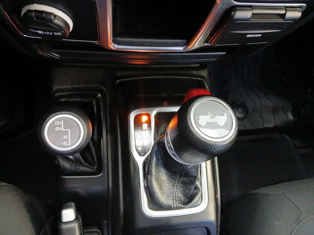 Used 2022 Jeep Wrangler Unlimited Sport image 10