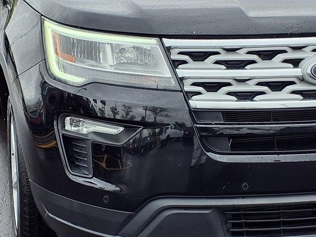 Used 2018 Ford Explorer XLT w/ Equipment Group 202A FWD image 28