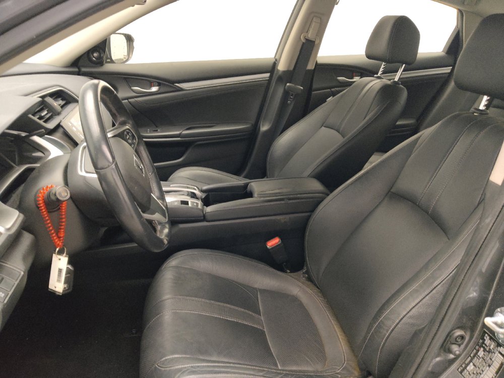 Used 2018 Honda Civic Touring image 17