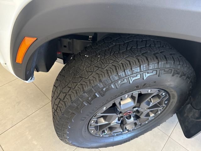 Used 2024 Nissan Frontier PRO-4X w/ Pro Premium Package AWD/4WD image 28