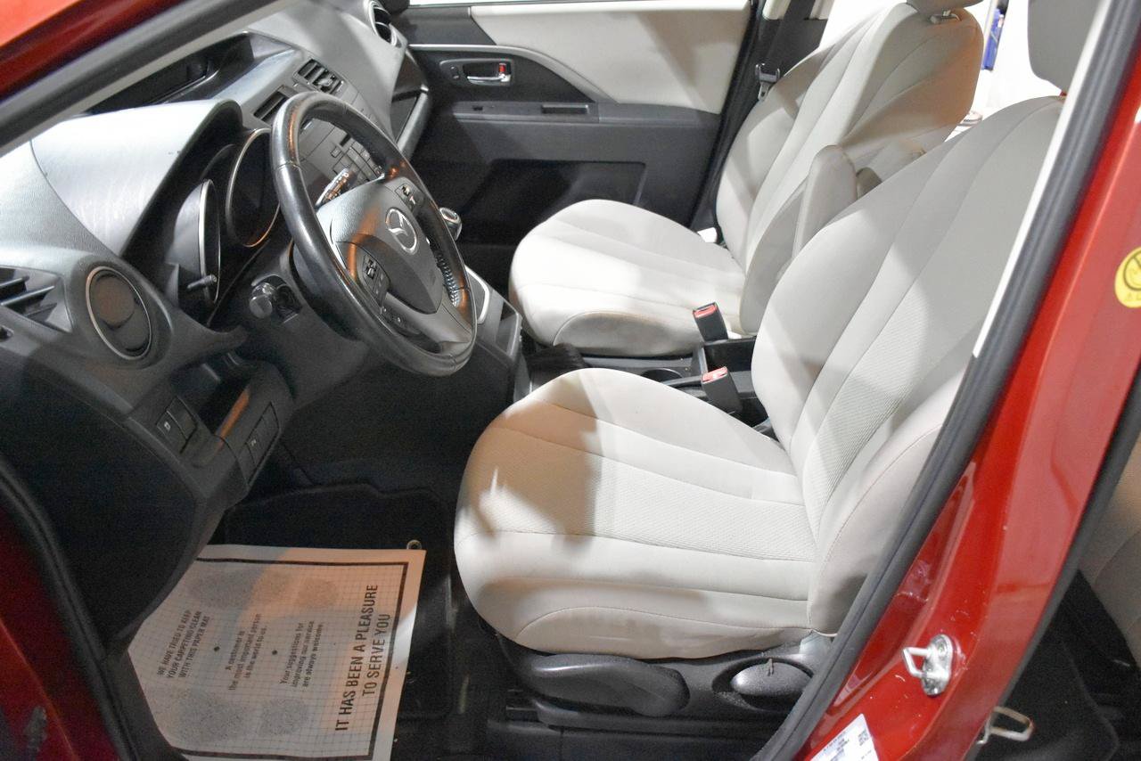 Used 2014 MAZDA MAZDA5 Touring FWD image 35