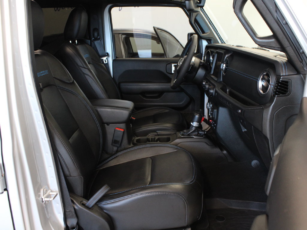 Used 2023 Jeep Wrangler Unlimited Rubicon 4xe AWD/4WD image 17