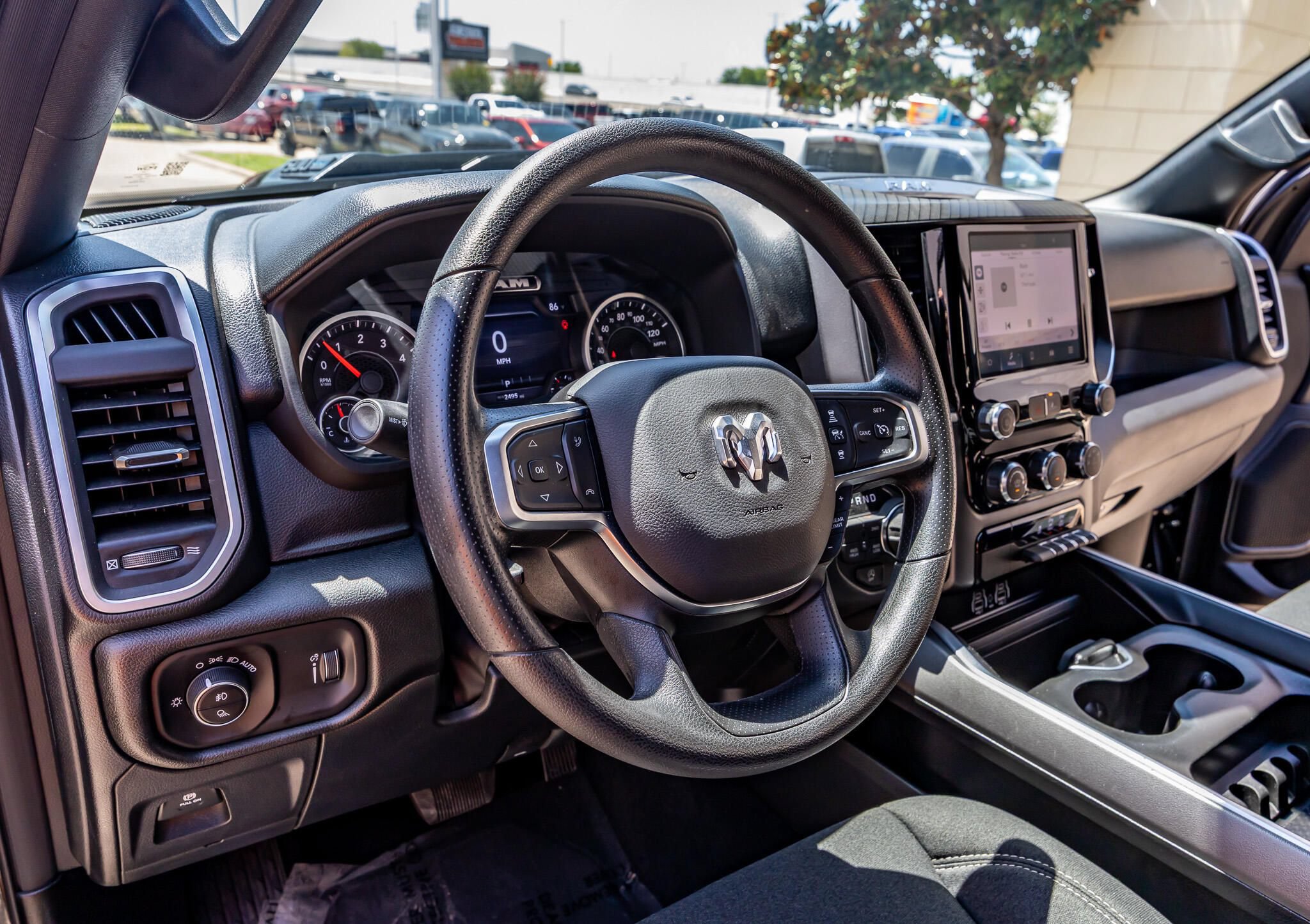 Used 2026 RAM 1500 Express AWD/4WD image 17
