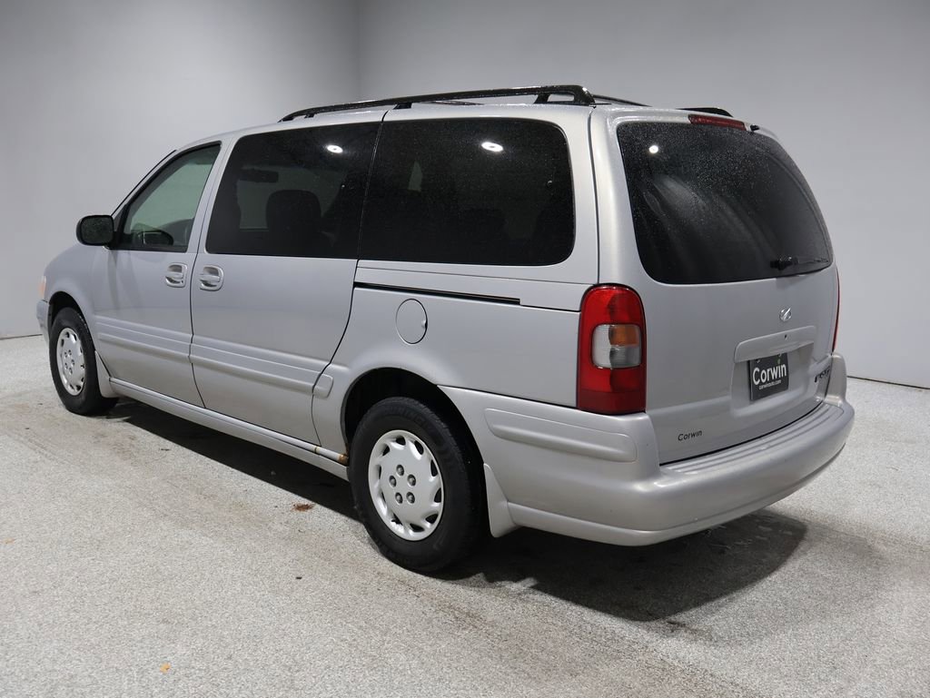 Used 2000 Oldsmobile Silhouette GL image 4
