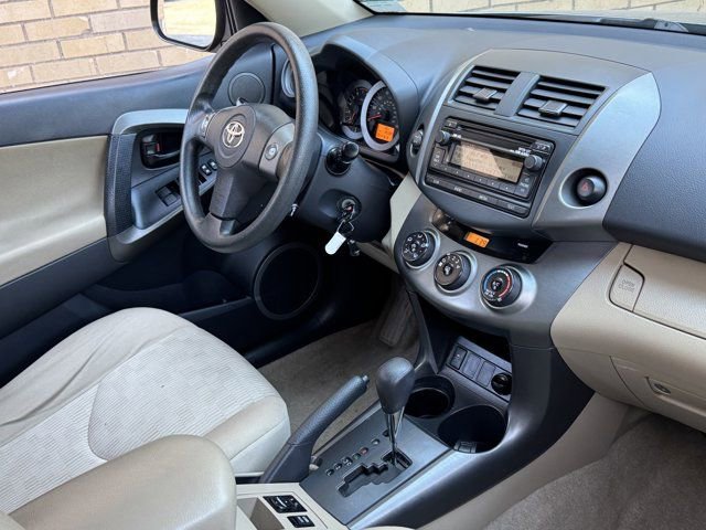 Used 2012 Toyota RAV4 4WD w/ Value Pkg image 9