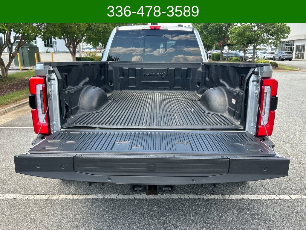 Used 2024 Ford F450 Platinum w/ FX4 Off-Road Package AWD/4WD image 23