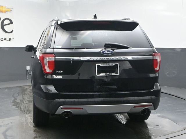 Used 2017 Ford Explorer XLT FWD image 34