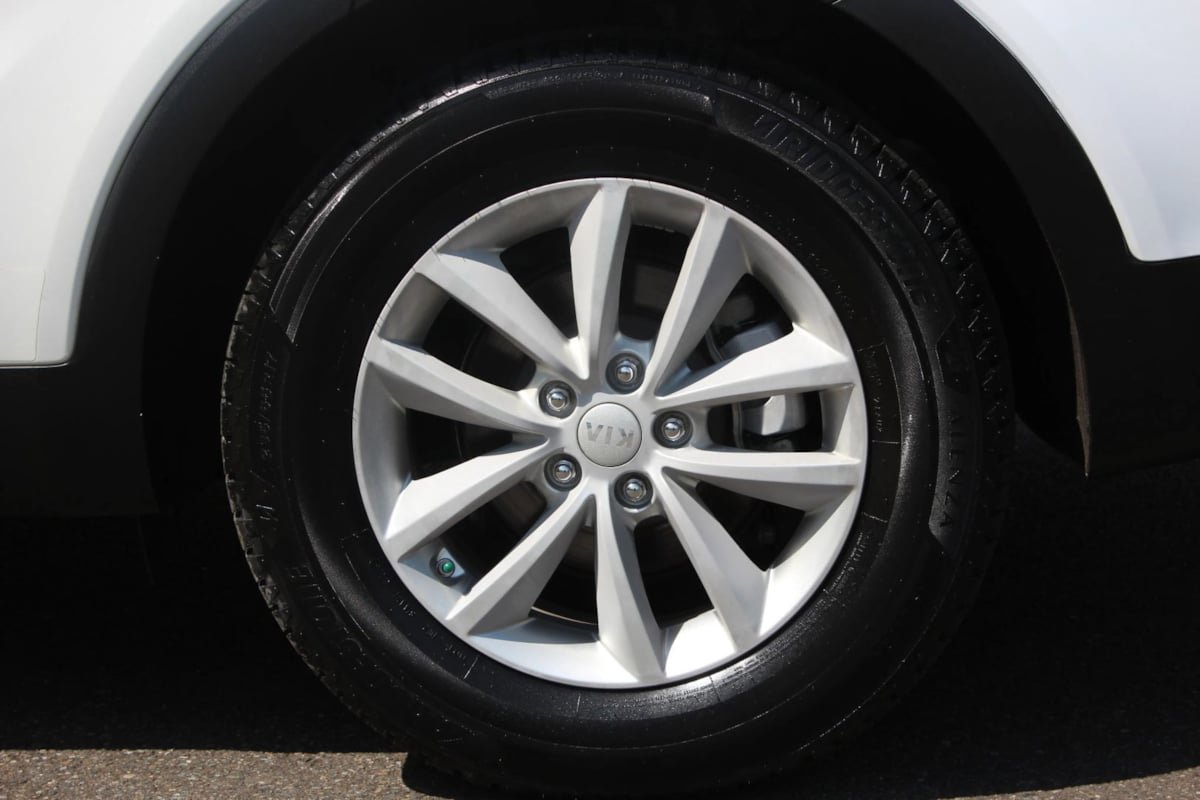 Used 2016 Kia Sorento LX AWD/4WD image 31
