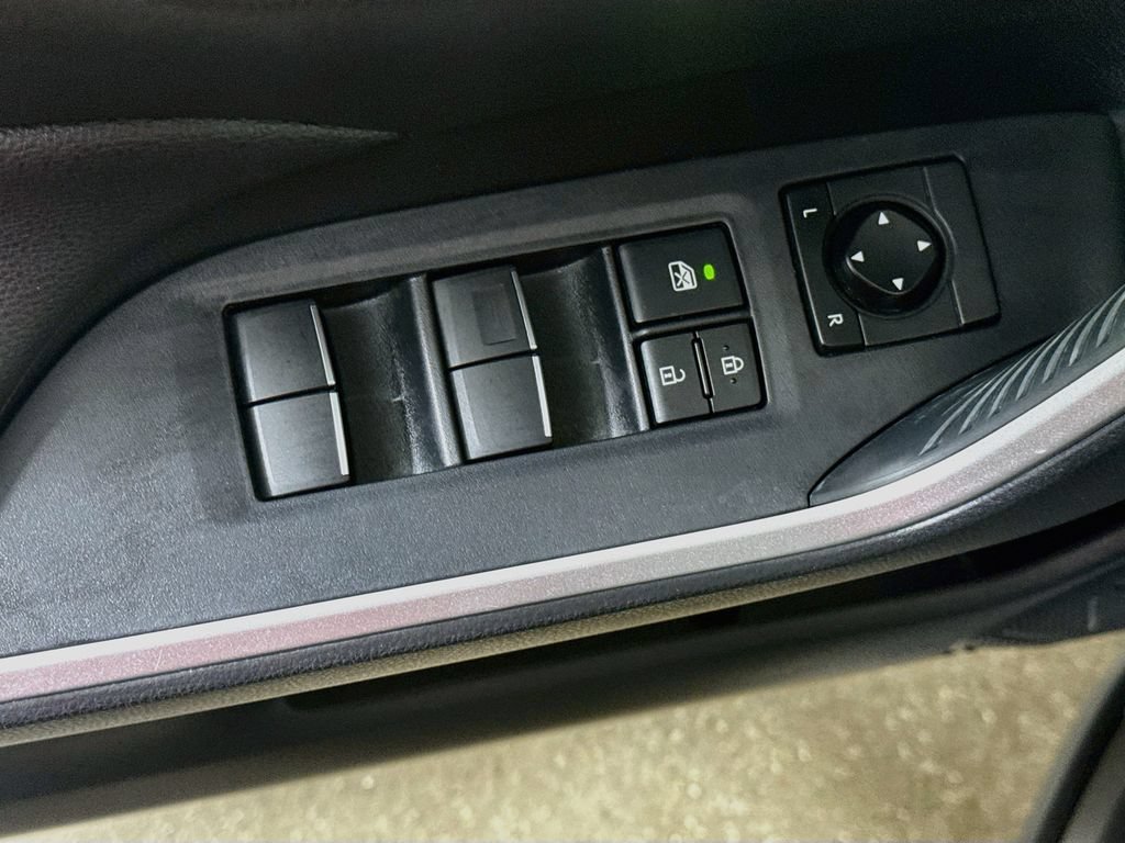 Certified 2019 Toyota RAV4 XLE Premium w/ Advanced Technology Package AWD/4WD image 18