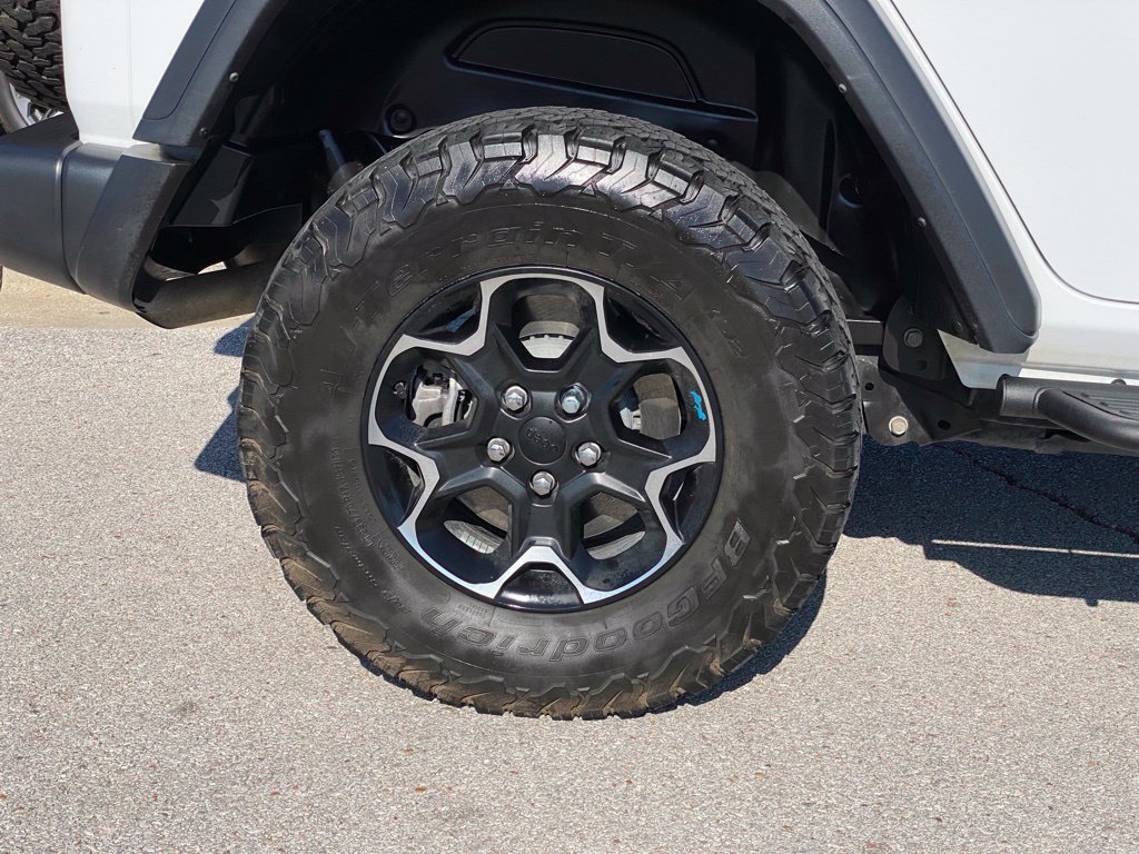 Used 2023 Jeep Wrangler Unlimited Rubicon 4xe w/ Cold Weather Group AWD/4WD image 9