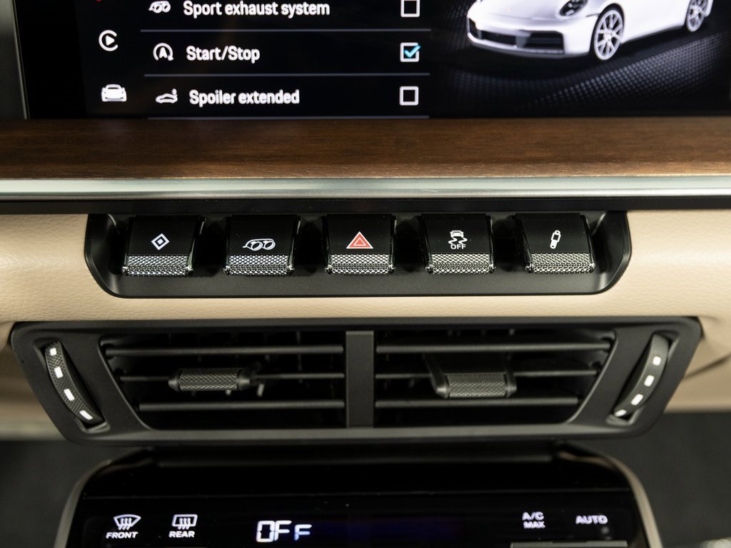 Certified 2025 Porsche 911 Carrera image 39