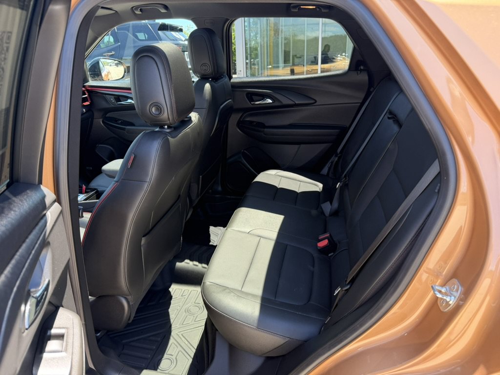Certified 2024 Chevrolet TrailBlazer RS w/ Convenience Package AWD/4WD image 19