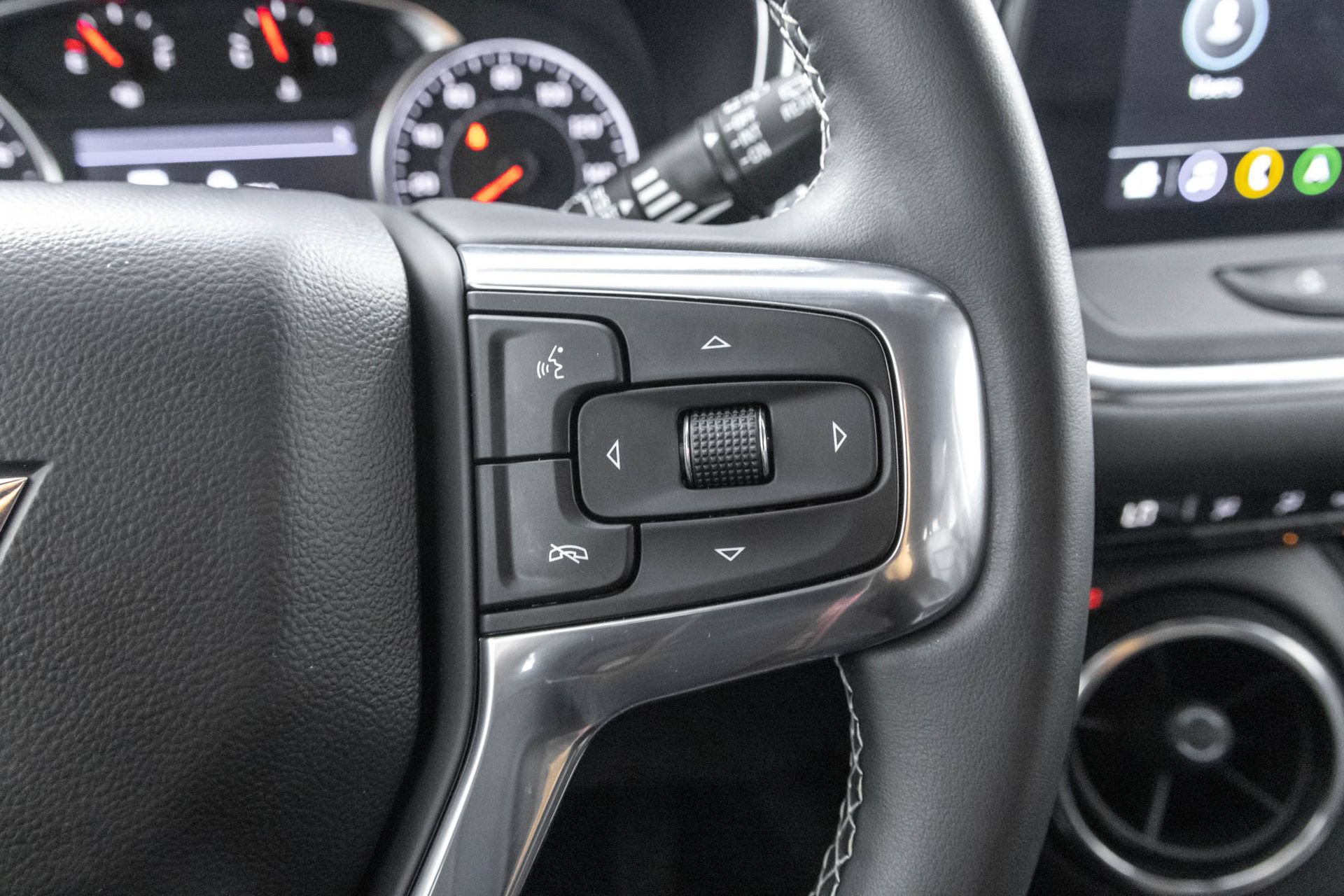 Certified 2023 Chevrolet Blazer LT w/ Sound & Technology Package FWD image 30