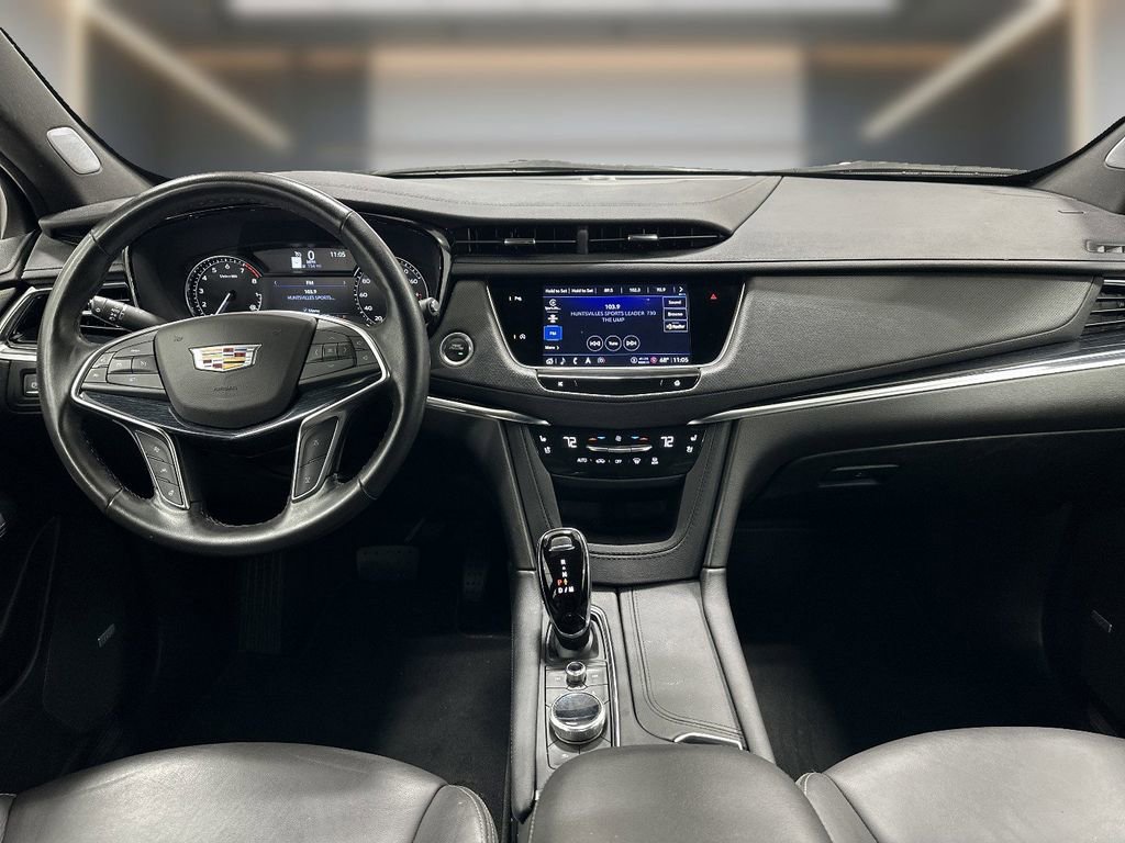 Used 2024 Cadillac XT5 Premium Luxury image 10