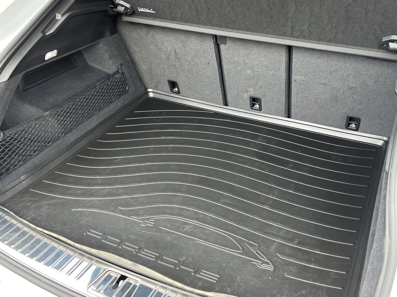 Certified 2025 Porsche Cayenne GTS image 20