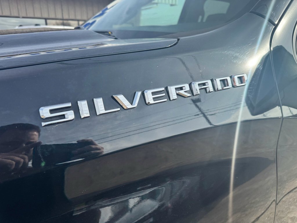 Used 2019 Chevrolet Silverado 1500 Custom w/ Custom Convenience Package image 13