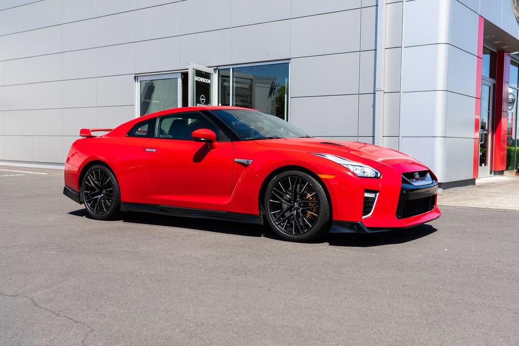 Used 2020 Nissan GT-R Premium w/ Premium Interior Package AWD/4WD image 26