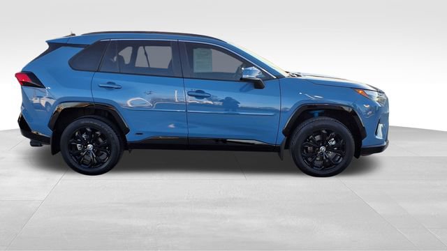Used 2024 Toyota RAV4 SE AWD/4WD image 9