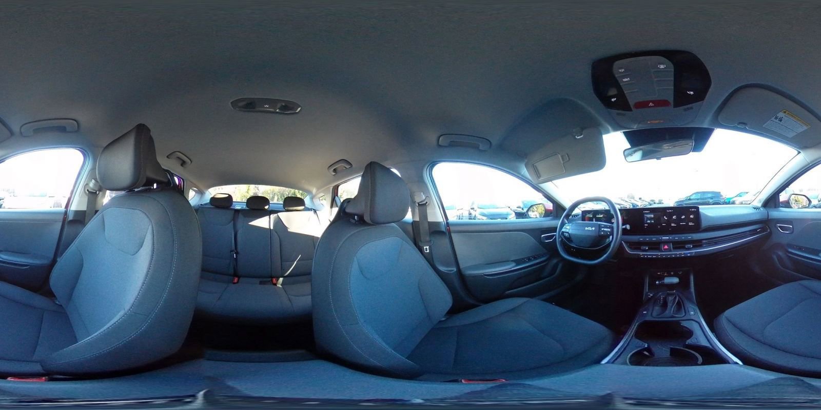 Used 2025 Kia K4 LXS image 41