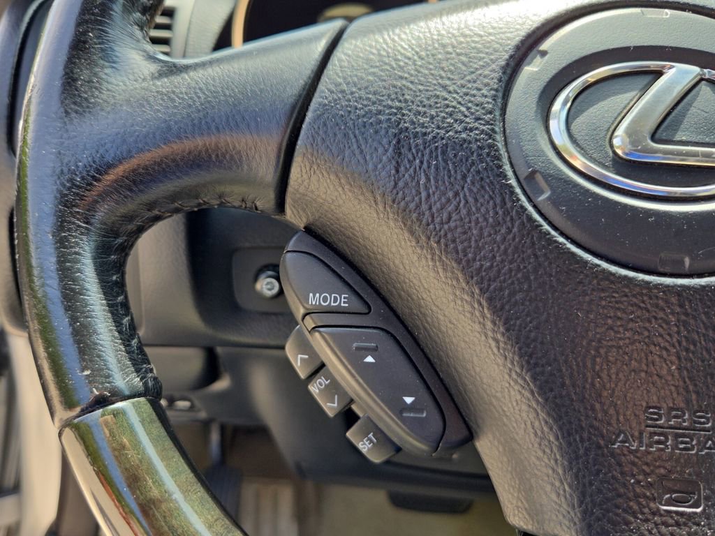 Used 2009 Lexus SC 430 Convertible image 23