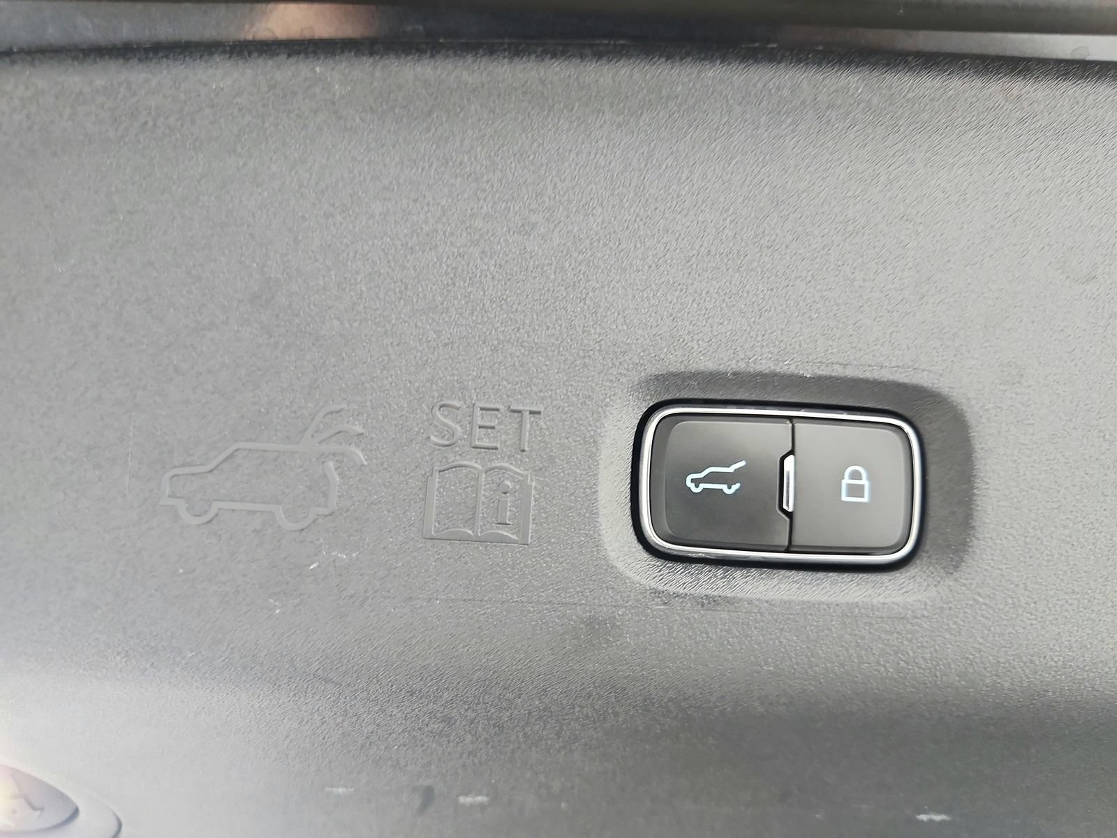 Used 2025 Ford Expedition Platinum w/ Driver's Package AWD/4WD image 59