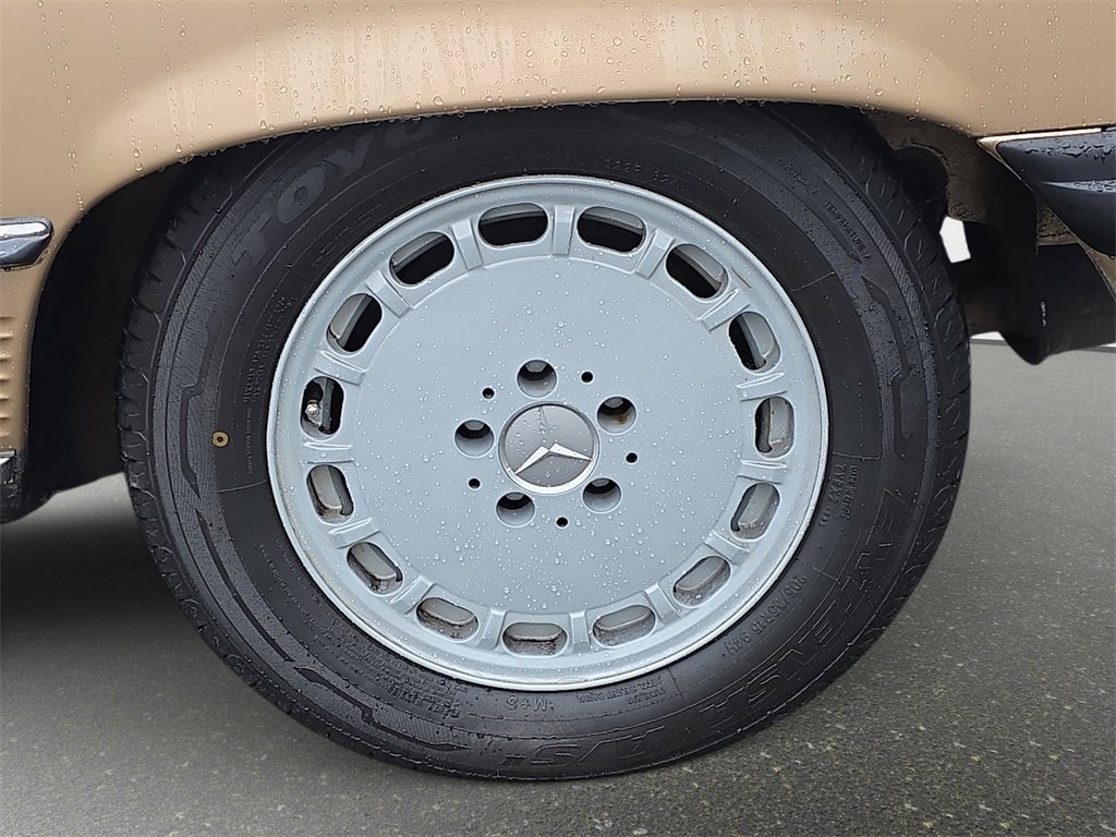 Used 1987 Mercedes-Benz 560 SL image 34