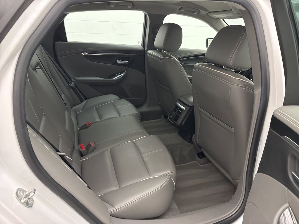 Used 2017 Chevrolet Impala Premier w/ Enhanced Convenience Package image 45
