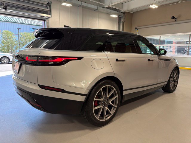 Used 2025 Land Rover Range Rover Velar Dynamic SE AWD/4WD image 7