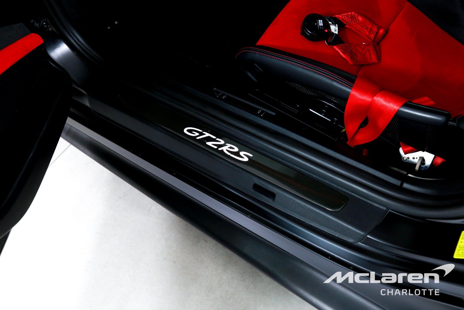 Used 2018 Porsche 911 GT2 RS RWD image 16