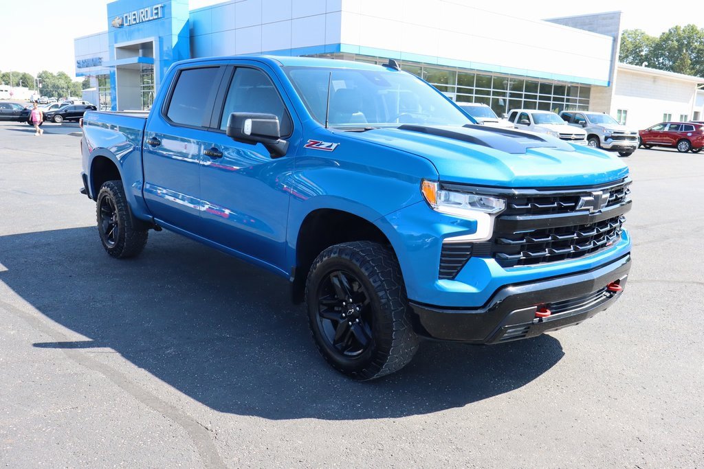 Used 2022 Chevrolet Silverado 1500 LT Trail Boss w/ LT Trail Boss Premium Package image 2