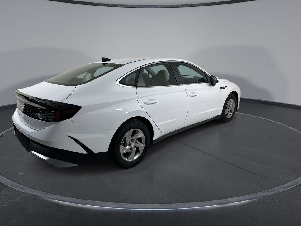 New 2026 Hyundai Sonata SE FWD image 8