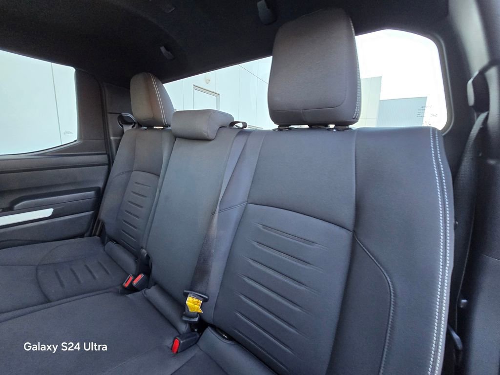 Used 2024 Toyota Tacoma TRD Off-Road image 17