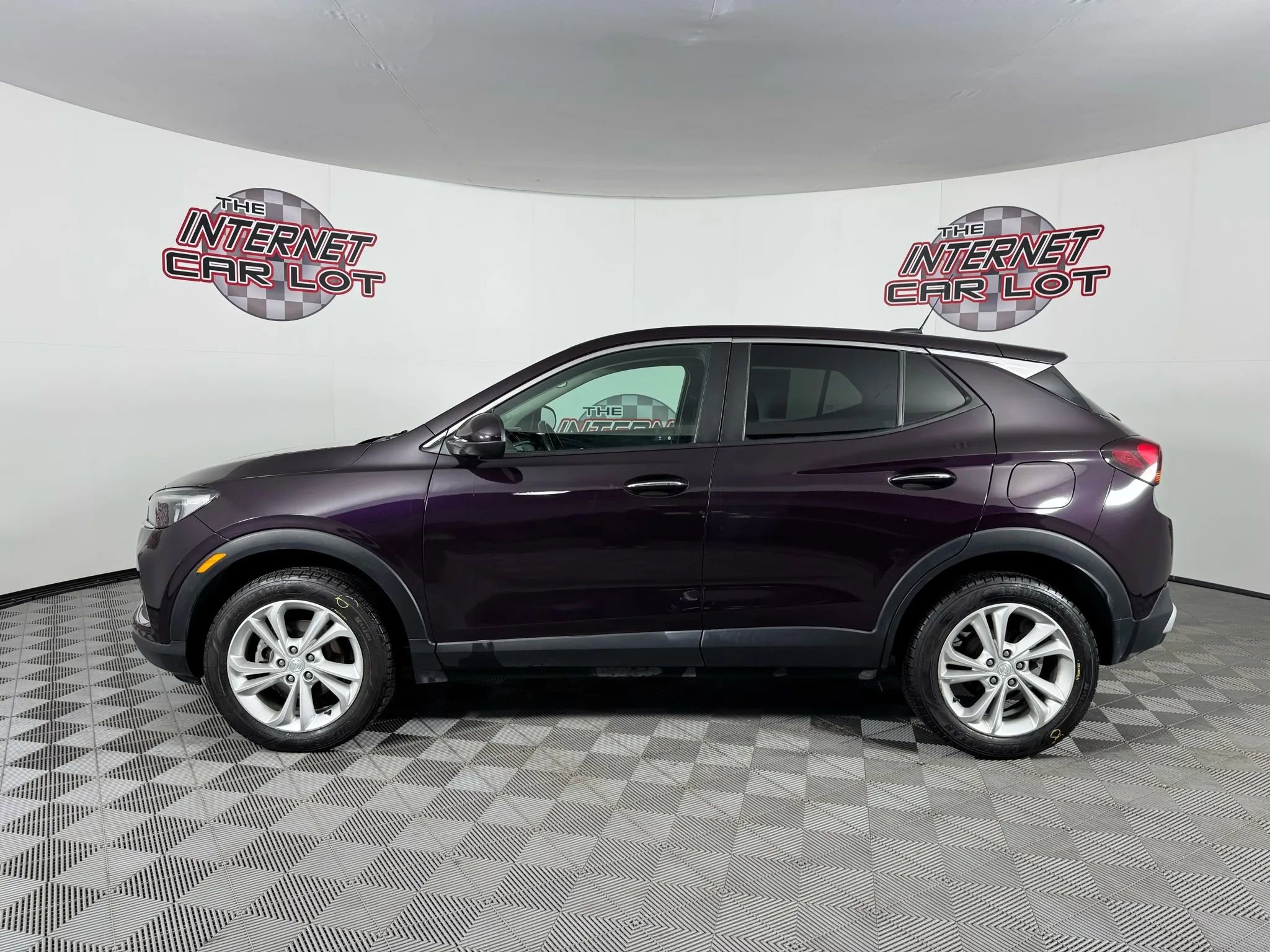 Used 2021 Buick Encore GX Preferred w/ Cold Weather Comfort Package image 4