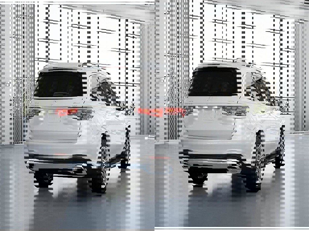New 2026 Mercedes-Benz GLS 450 4MATIC image 23