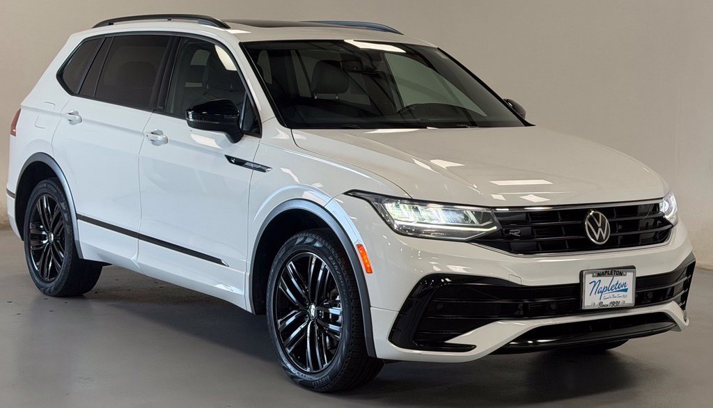 Used 2022 Volkswagen Tiguan SE R-Line AWD/4WD image 6