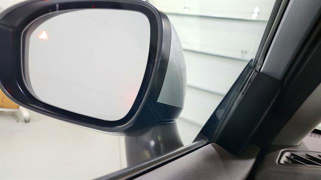 Used 2022 Nissan Rogue SL w/ SL Premium Package FWD image 14