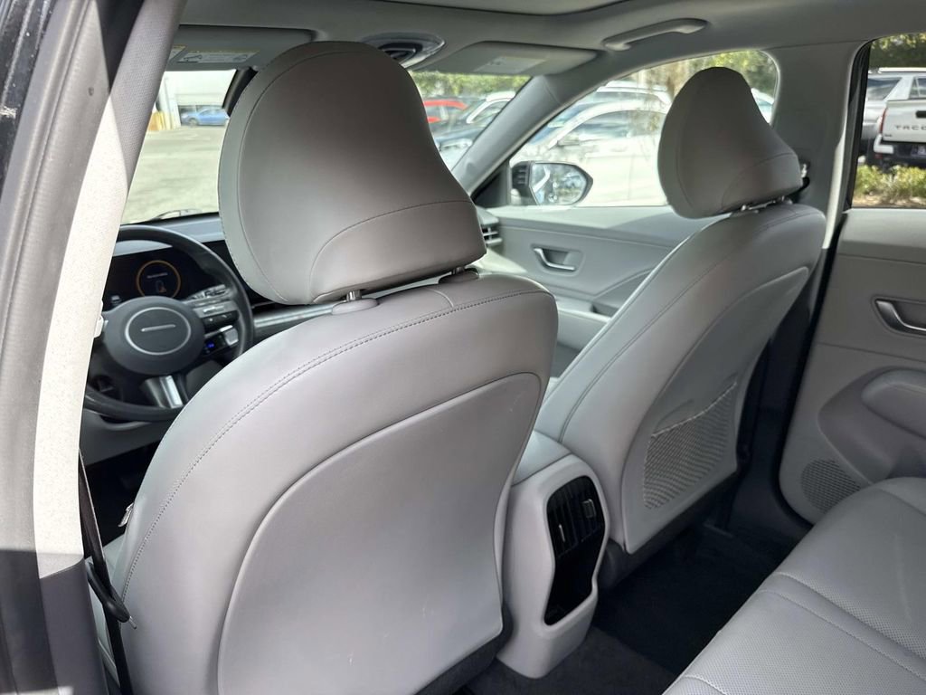 Used 2024 Hyundai Kona Limited image 14